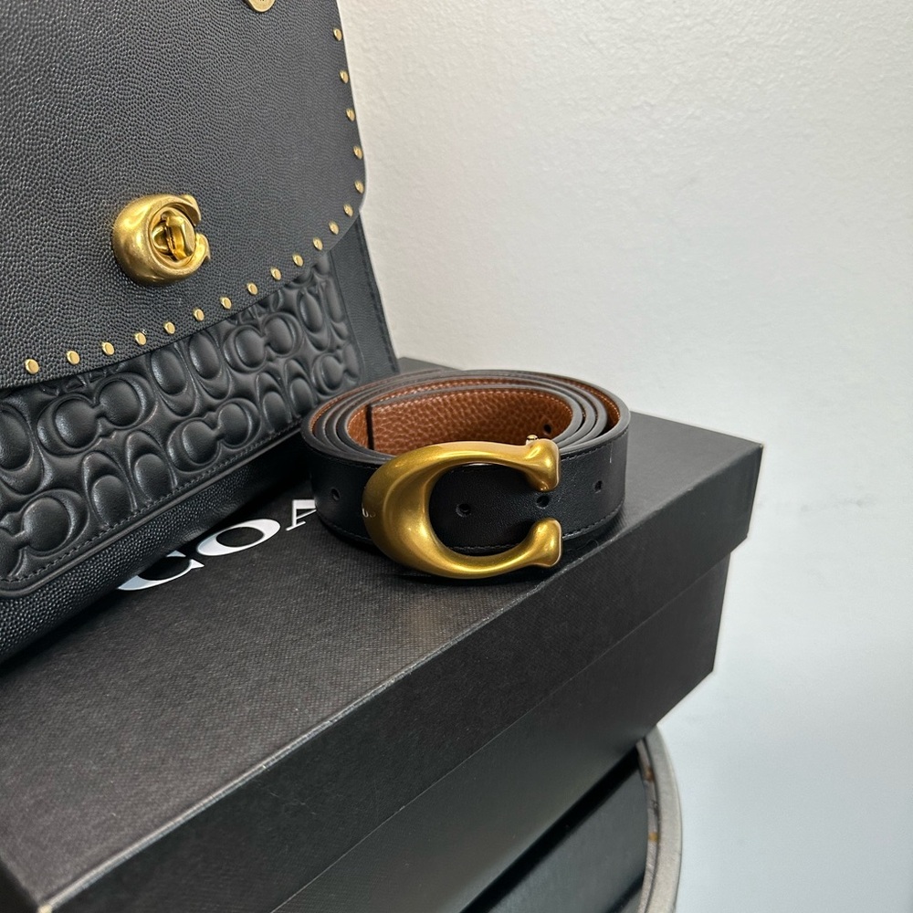 Coach reversible belt